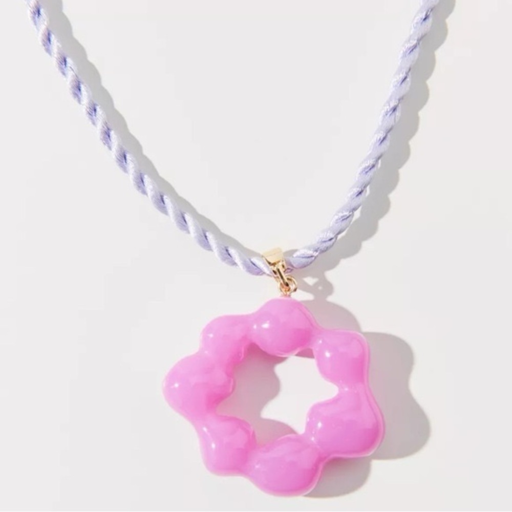 Urban Outfitters | Purple Flower Necklace